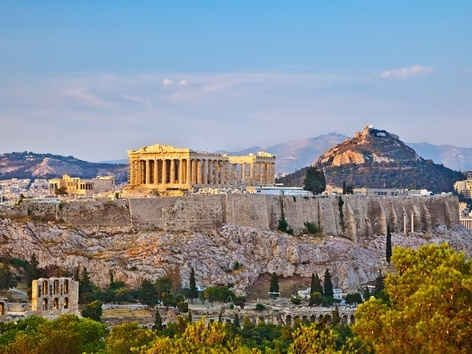 Ukrainian refugees in Athens will receive the right to free travel on the subway