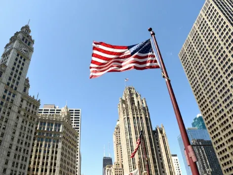 Новая виза США: что нужно знать о «Золотой карте» Трампа и кто имеет право ее получить?