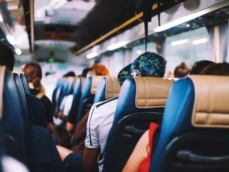 What things are allowed and prohibited to carry across the Ukrainian border?