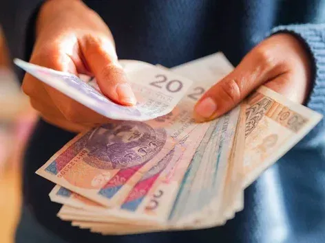 Only 2 days to register: Ukrainians in Poland can apply for additional payments