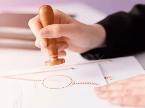 Apostille of the Ministry of Foreign Affairs of Ukraine: how to legalize documents in the MFA quickly and easily?