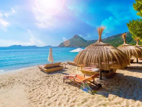 Fines of up to 3000 euros on the beaches of Spain: what not to do while on vacation