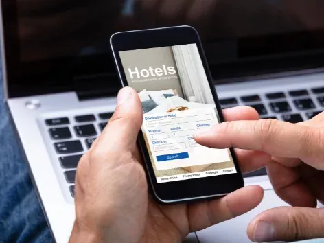 Подорож в Україну без стресу: як заздалегідь забронювати житло в будь-якому регіоні