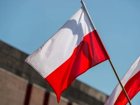 Изменения для украинцев в Польше с 1 октября: новые правила подачи документов на карту CUKR