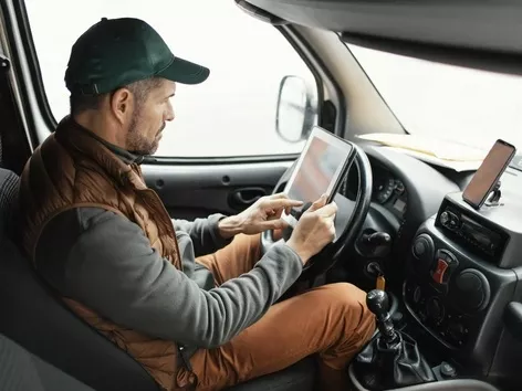 Rules for entering Ukraine by car with foreign license plates: everything you need to know