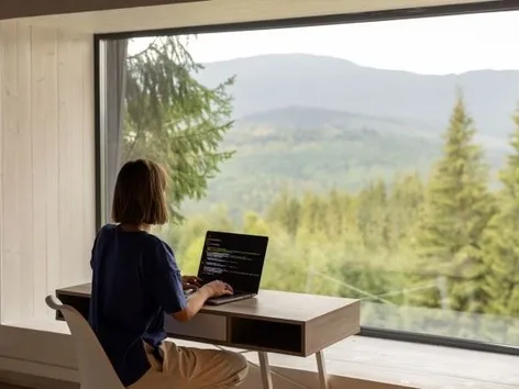 Страны для цифровых кочевников: где провести зиму, работать и жить комфортно