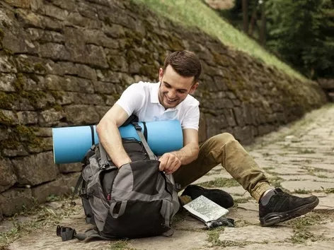 Що обов’язково повинно бути в рюкзаку іноземного туриста в Україні?
