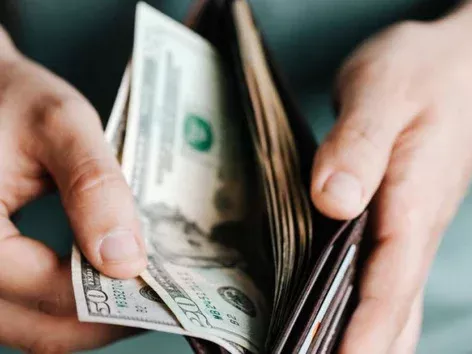 Ukrainians abroad will be paid assistance for returning home: what is known