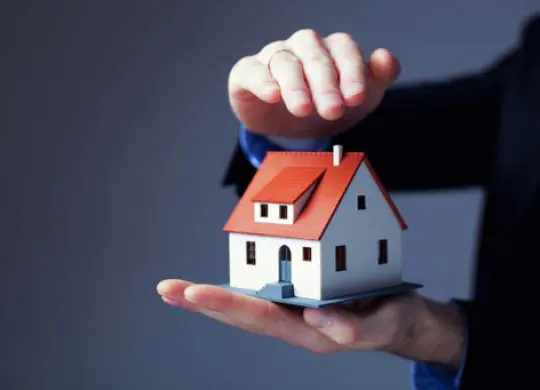 How to protect your cottage or country house from unforeseen events?