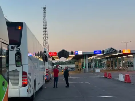 Ограничения для автобусов на границе с Польшей: что изменится для перевозчиков и пассажиров с 10 июля 2025 года