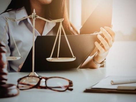 Personal lawyer on visa and migration issues at Visit Ukraine: how to use the new service