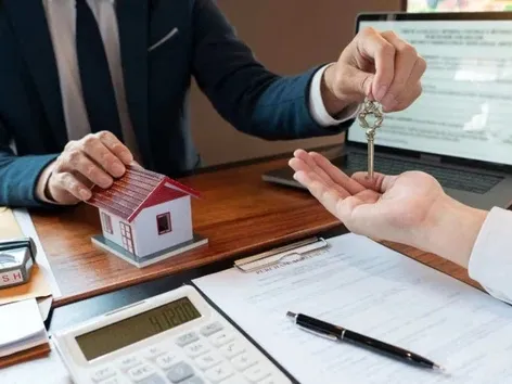 Нужно ли уведомлять налоговые органы о продаже недвижимости: разъяснение Государственной налоговой службы