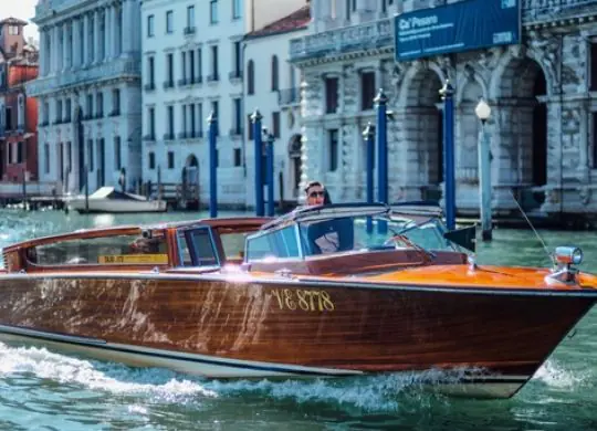 Water taxi in European countries from Uber: important details
