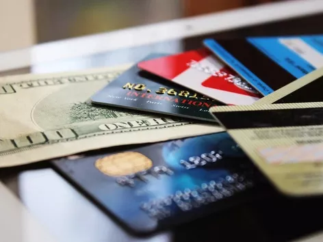 Расчет картой и наличными в Украине: что нужно знать иностранцу?