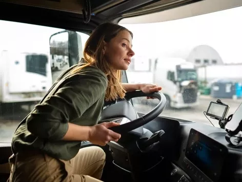 New opportunities for women: the state will pay for training in more than 30 professions