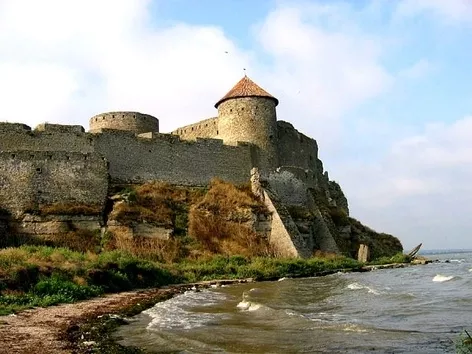 The pearl of the steppe - Bessarabia: what You Tube bloggers Max Uzol and Olya Manko recommend to watch