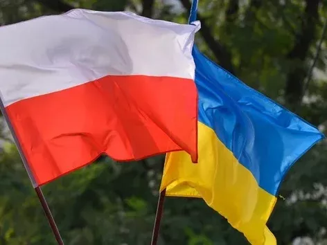 New rules for crossing the border with children with temporary protection in Poland: list of documents and requirements for Diia.pl