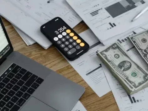 What business do foreigners open in Ukraine to obtain a residence permit: profitable areas and legal nuances