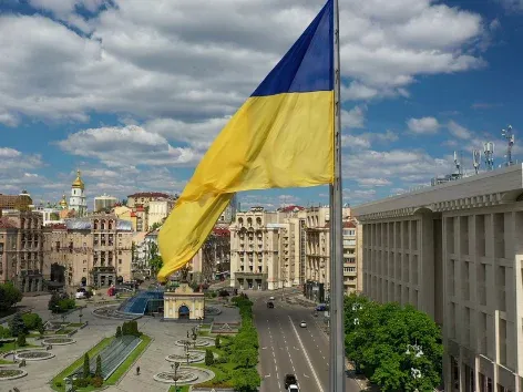 Комунальні послуги, зарплати та інновації у продажу квитків на поїзди: що зміниться в Україні з 1 серпня