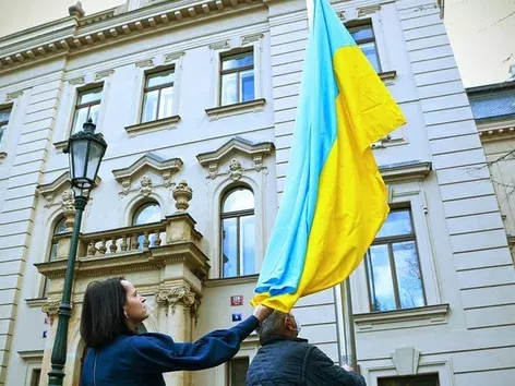 Czech government approves transition of Ukrainian refugees to a special type of residence permit: details