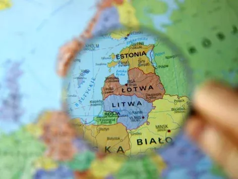 Finance, housing and employment: what problems do Ukrainians in the Baltic States face?