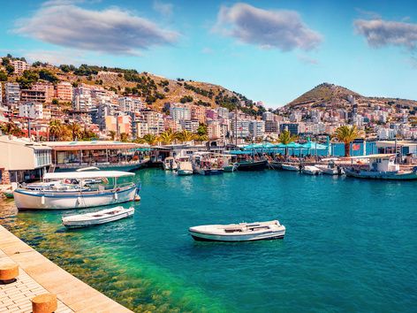 Временная защита для украинцев в Албании: процедура оформления и продления