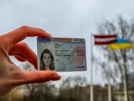 Коли українцям потрібна віза в Латвію та як її оформити?