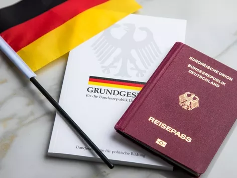 Germany will retain the right to late resettlement status for Ukrainian refugees: what it means