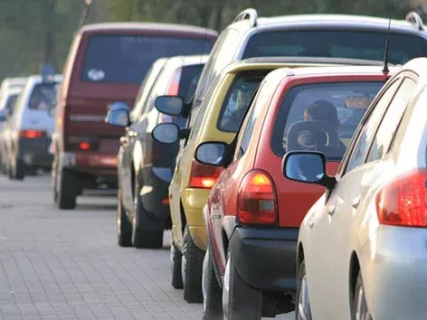 Entering Ukraine in someone else's car: what should drivers know?