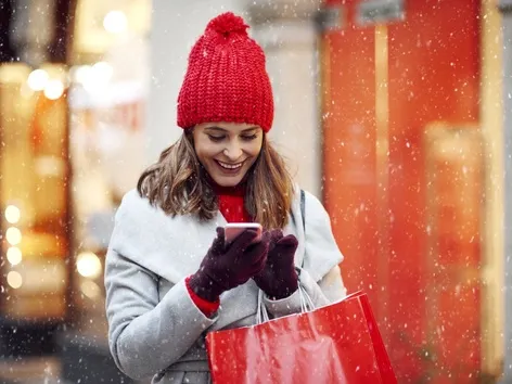 Новый год с пользой: 64% украинцев планируют потратить часть своего праздничного бюджета на благотворительность