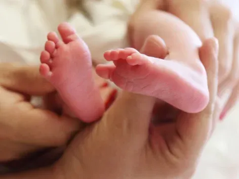 50 000 грн при рождении и больше: Украина увеличила детские пособия