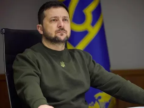 Hoodies like Zelensky's: the President's closet during the war