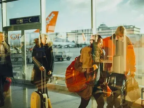 Hand luggage on airplanes to be made free of charge: when the EU will cancel surcharges