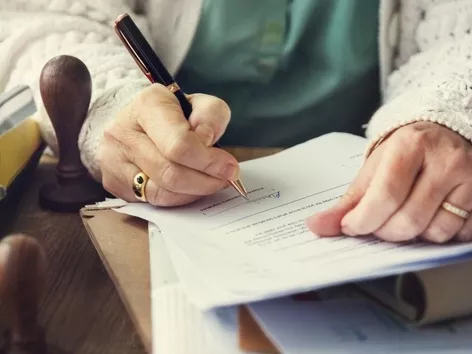 How to bequeath real estate in Ukraine while abroad?