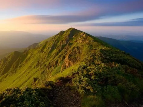 Which Carpathian peaks are off limits in 2024? List of prohibited mountains and other hiking routes in western Ukraine