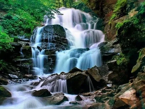 Места, не уступающие Исландии: природные чудеса, которые стоит увидеть в Украине