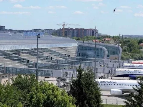 Lviv airport may be opened as early as this spring. Several airlines are ready to resume flights