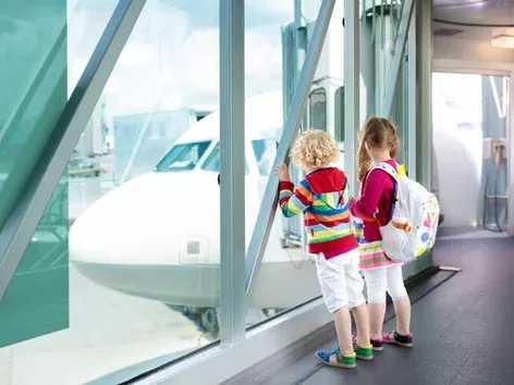 Как оформить страховку на ребенка для выезда за границу?