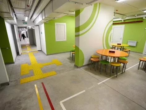 How many underground schools are there in Ukraine and are there any in other countries?