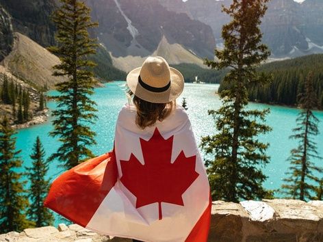 Leaving Canada: is it possible for Ukrainians to leave the country for a while and return again