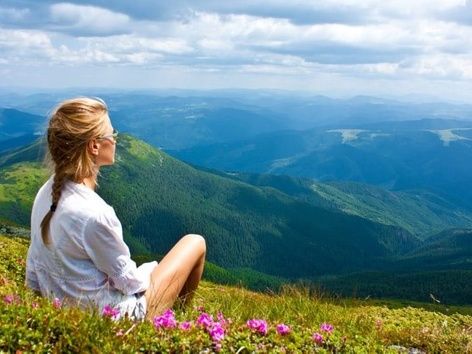 Mountains, caves and crystal waterfalls of the Carpathians: what tours in Ukraine are worth to visit right now