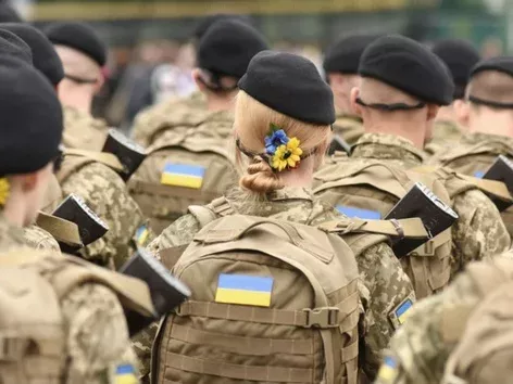 Жінки з яких областей найчастіше йдуть служити до ЗСУ: топ регіонів за рекрутингом