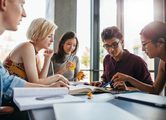 A hotline for foreign students has been set up in Ukraine