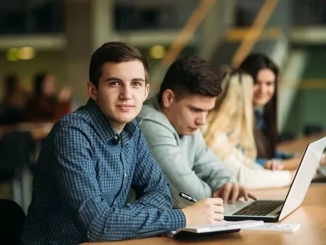 Traveling abroad by male students: current rules