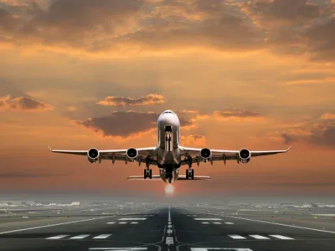 Las principales aerolíneas de bajo costo europeas lanzan nuevos vuelos desde ciudades polacas