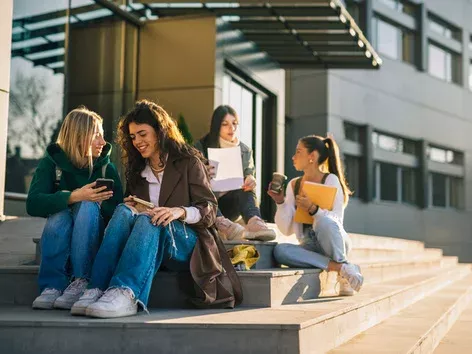 Education in Europe and the USA: Top 5 countries for Ukrainian students in 2025