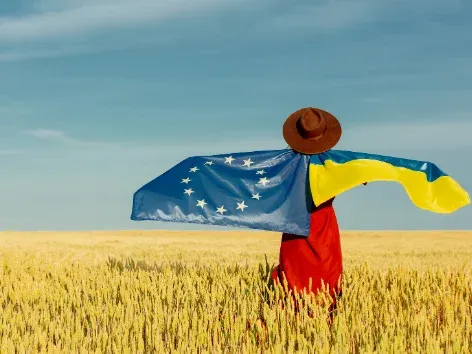 Количество украинцев, получающих временную защиту в Европе, увеличилось: сколько граждан получили статус