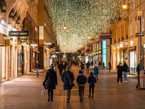 Новый год за границей 2025–2026: куда могут поехать украинцы и как сэкономить на путешествиях