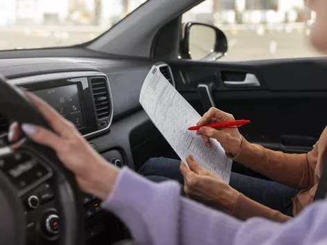 Как сдать на права и получить водительское удостоверение в Украине в 2024 году