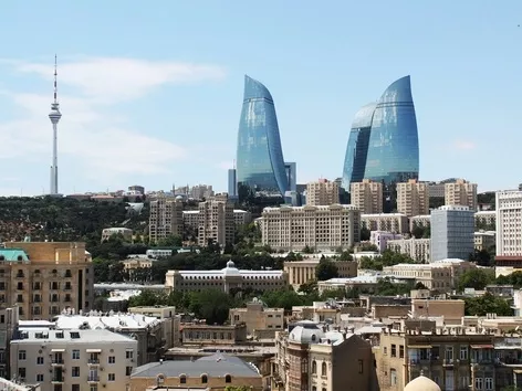 How to get to Ukraine from Azerbaijan in 2024: convenient routes, entry rules and useful tips